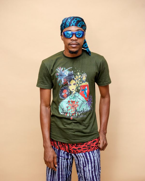 Army Green Cotton T-shirt With Fashion Illustration