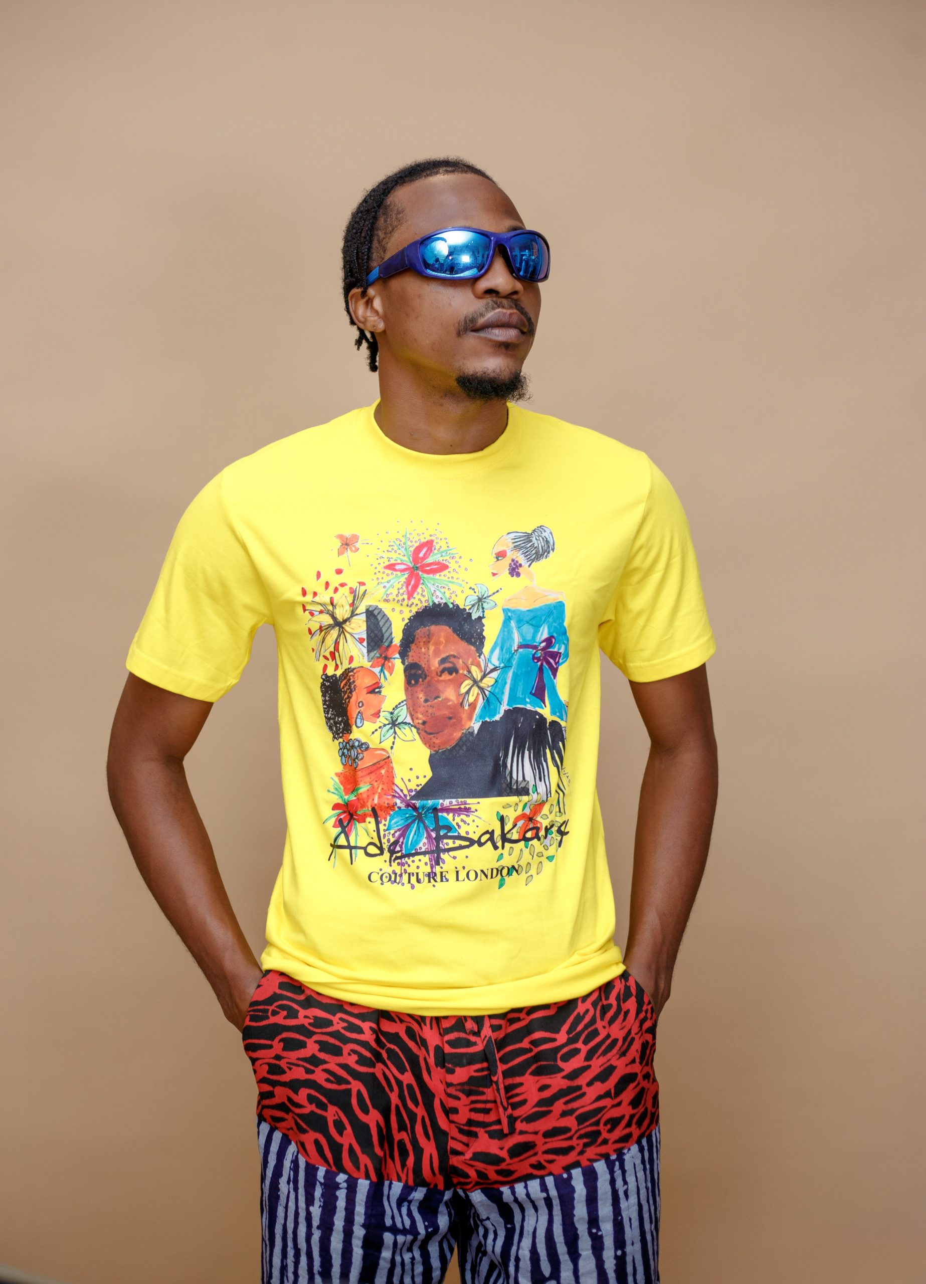 Yellow Cotton T-shirt With Fashion Illustrations