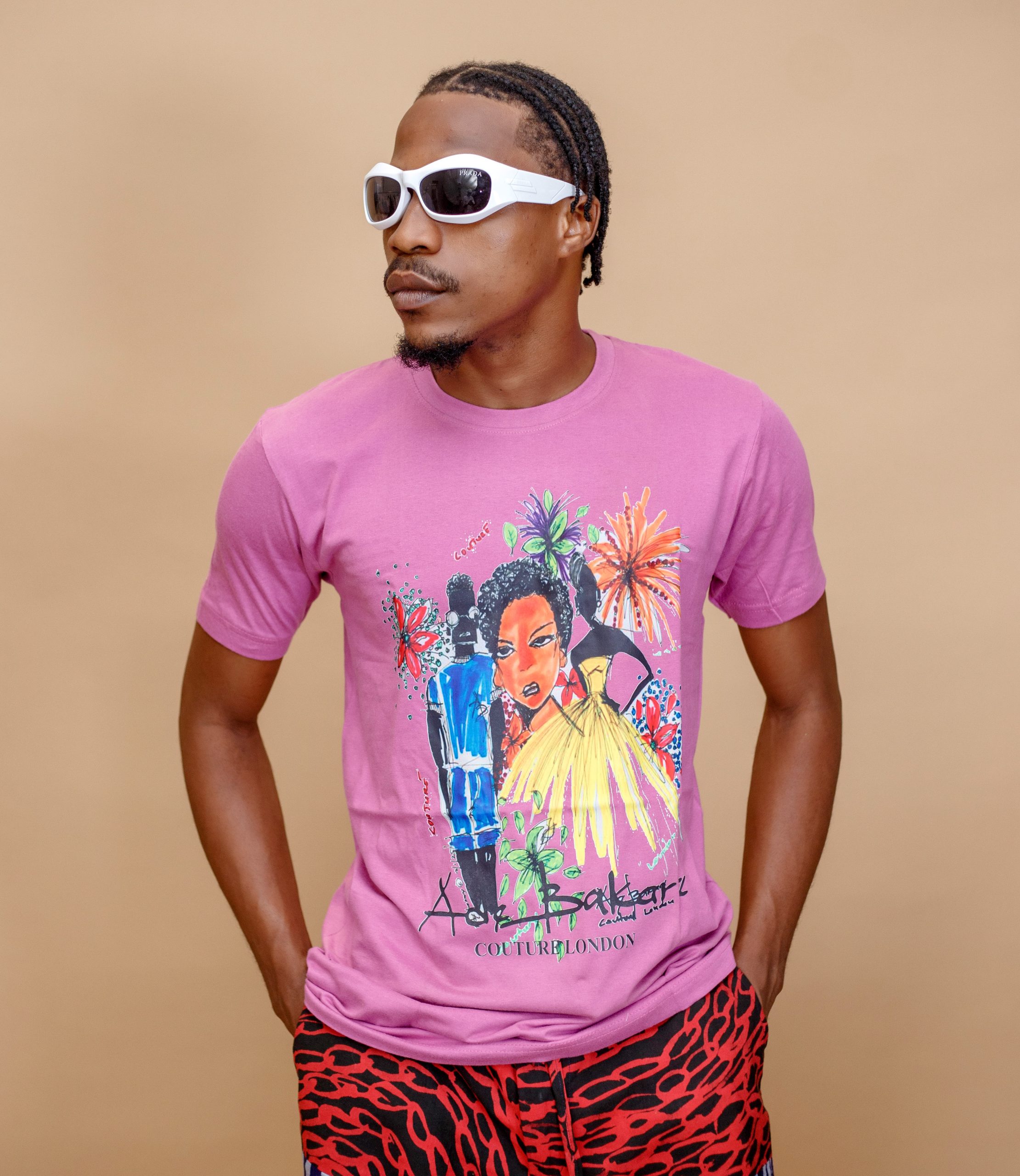Pink Cotton T-shirt With Fashion Illustrations