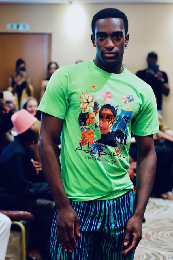 Green Cotton T-shirt With Fashion Illustrations
